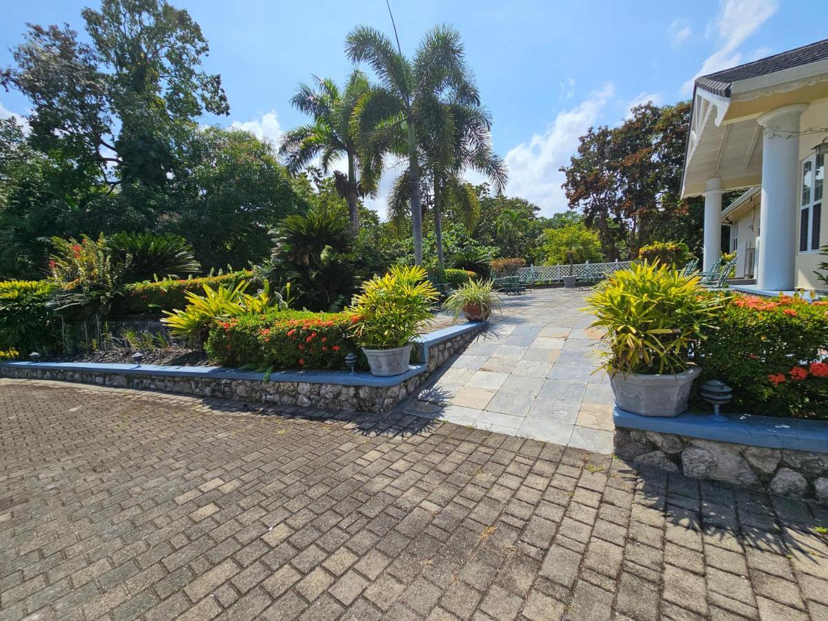 Spicy Hill Villa Port Antonio Esterno foto