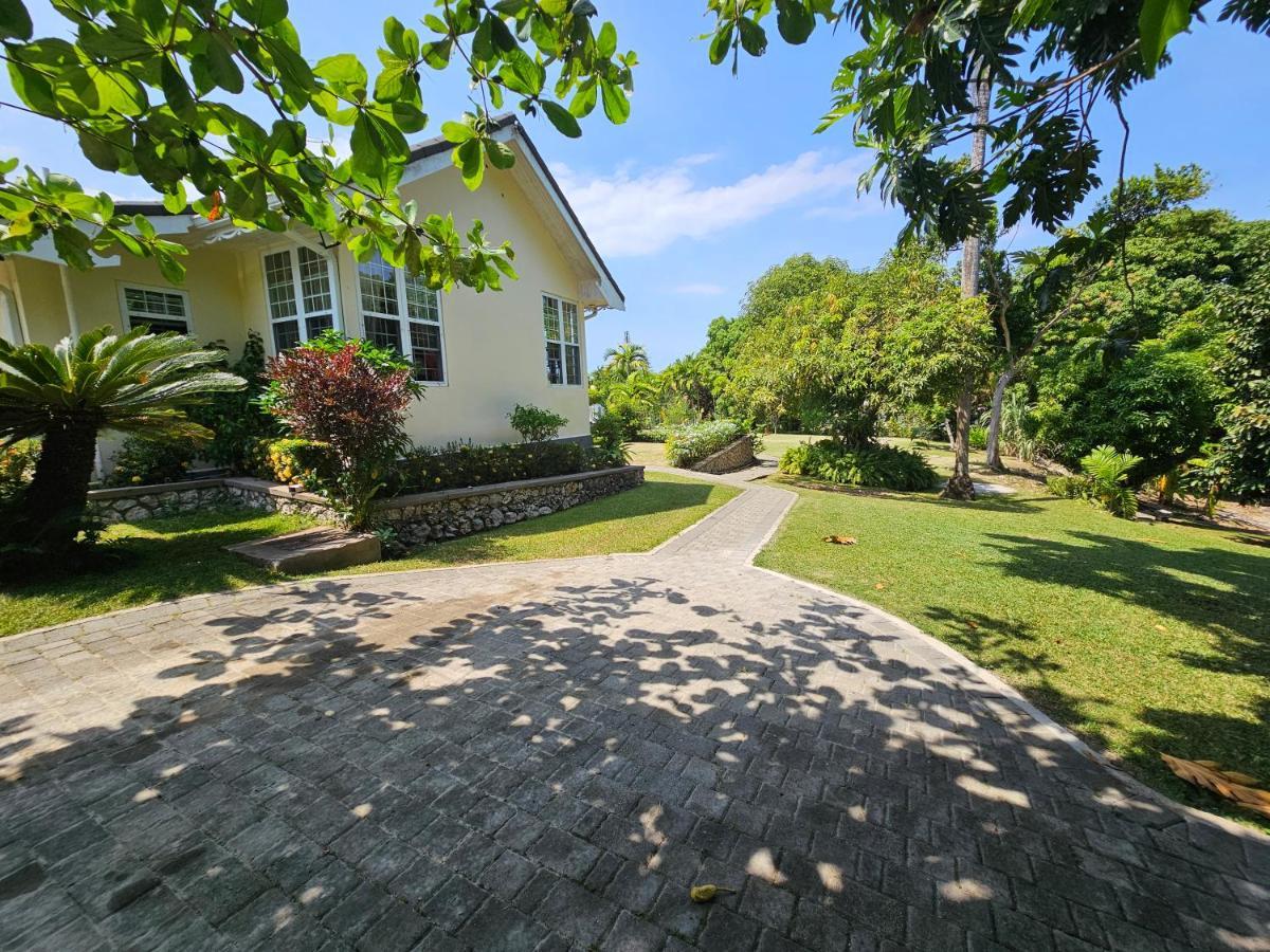 Spicy Hill Villa Port Antonio Esterno foto